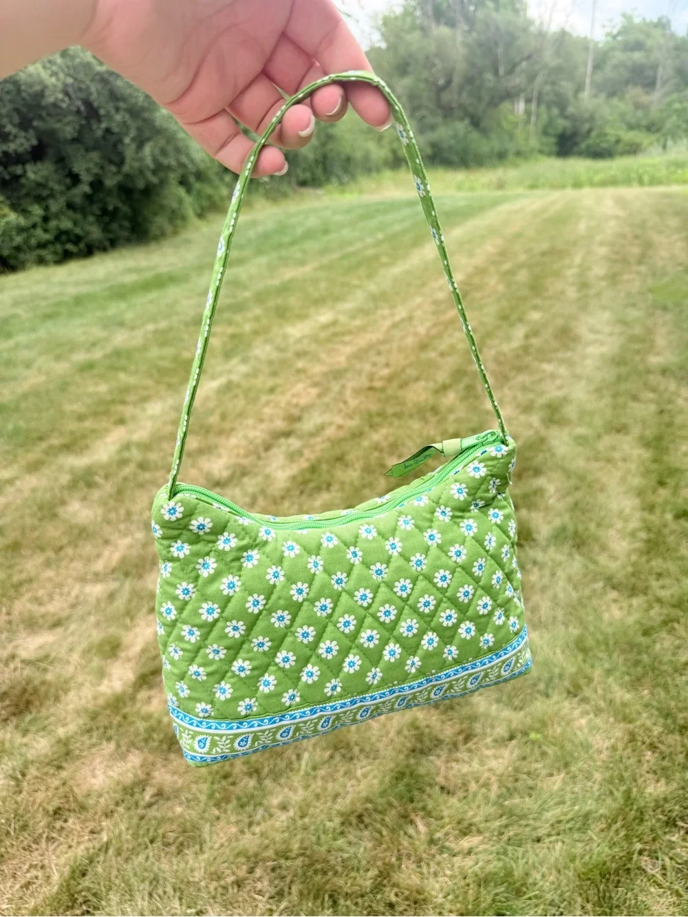 NWOT Rare Vera Bradley Green Apple Molly Bag